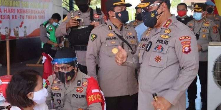 Tinjau Merdeka Bervaksin, Kapolda Kalteng Targetkan 200 Dosis