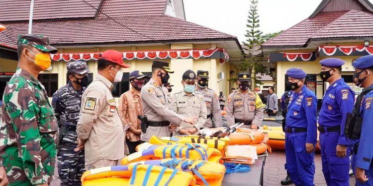 Polres Gelar Apel Sarpras Dalam Rangka Kesiapan Penanggulangan Banjir