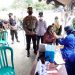 Kapolres Seruyan Tinjau Vaksinasi Massal di Desa Tanjung Hara