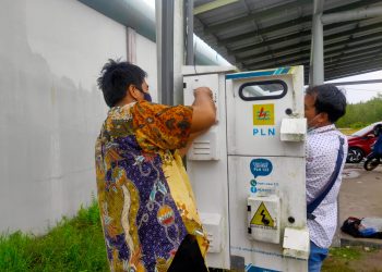 Kepala Lapupala Lakukan Sidak Insidentil Sekaligus Penertiban Jaringan Listrik