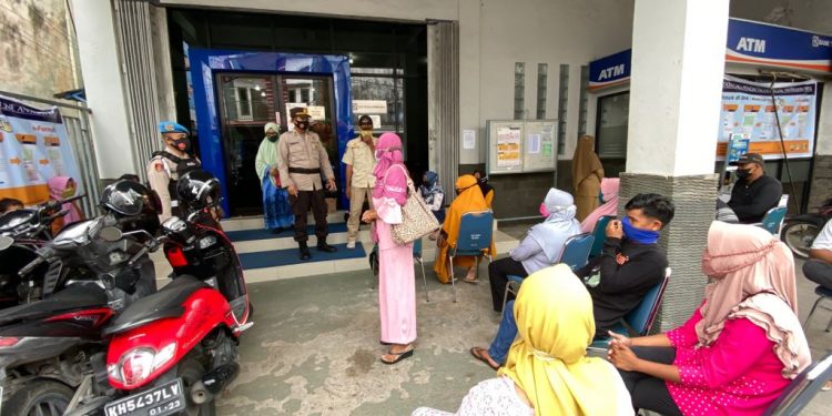 Regu KRYD Polres Seruyan Patroli Himbauan Prokes