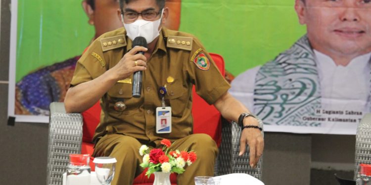 Pentingnya Menjaga Etika Saat Menggunakan Media Sosial