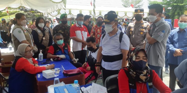Gubernur Kalteng Dorong Percepatan Vaksinasi Pelajar