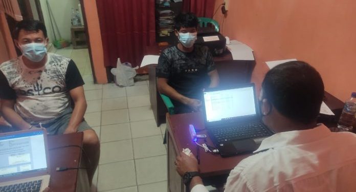Terkait Pencurian Sawit, Polsek Cempaga Hulu Periksa 2 Pelaku