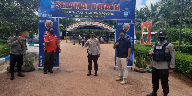 Polsek Seruyan Hilir Lakukan Pengamanan Kegiatan Vaksinasi