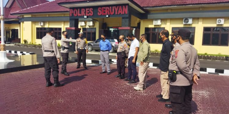 Kapolres Seruyan Ajak PJU Berjemur Untuk Tingkatkan Imun Tubuh