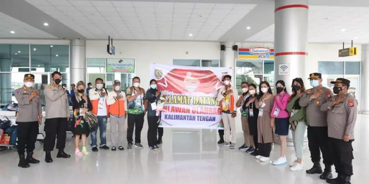 Polda Kalteng Sambut Kedatangan Pahlawan Olahraga PON 2021 Papua