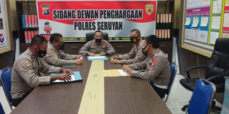 Wakapolres Seruyan Pimpin Sidang Dewan Penghargaan Bagi Personel