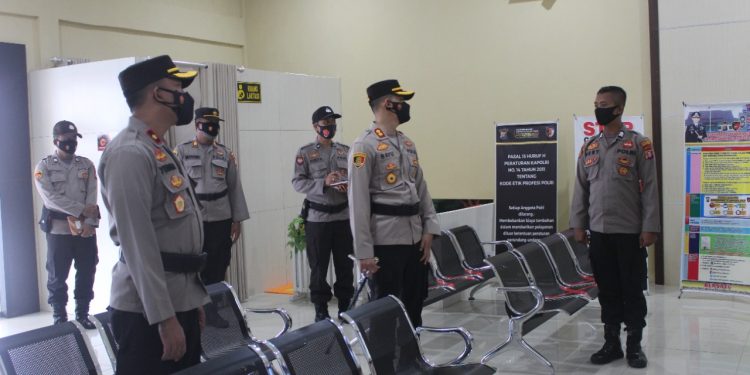 Kapolres Seruyan Cek dan Kontrol Ruang Pelayanan SPKT