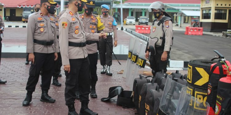 Kapolres Seruyan Pimpin Apel Pergelaran Sarpras di Lingkungan Polres Seruyan