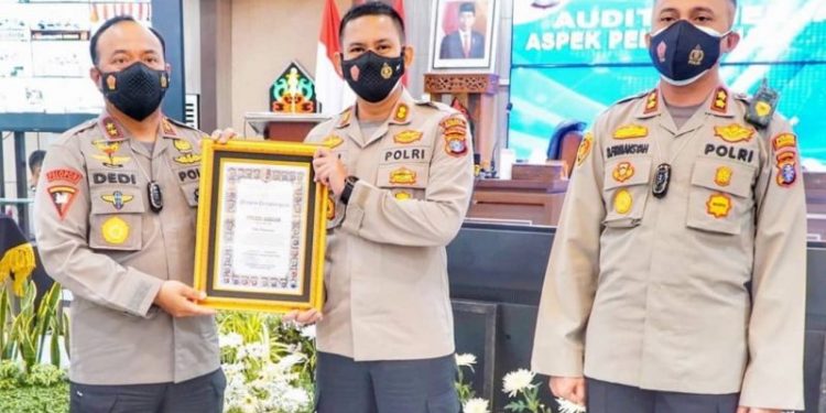 Kapolres Seruyan Terima Penghargaan Juara 1 PC-PEN Periode Bulan Juli-September 2021