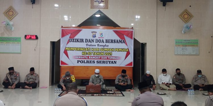Doa Bersama Memperingati Hari Sumpah Pemuda di Masjid Baabussalam