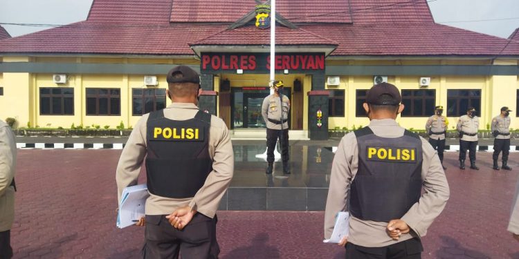 Polres Seruyan Melaksanakan Apel Siaga Dipimpin Waka Polres