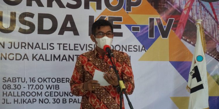 Plt. Kadis Kominfosantik Buka Workshop dan Musda IJTI Kalteng