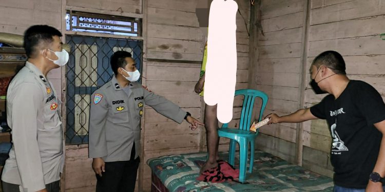 Ditinggal Ibu Pengajian, Anak Gantung Diri Setelah Pesta Miras