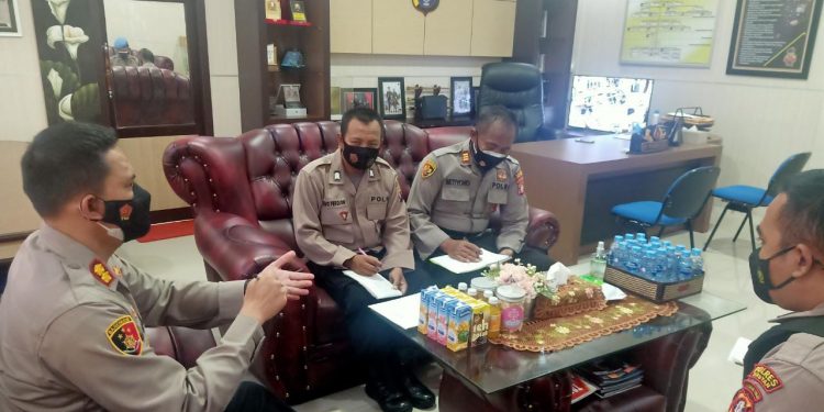Kapolres Seruyan Arahkan Kasatker Perketat Pinjam Pakai Senpi Dinas