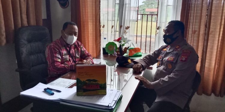 Kasat Binmas dan Personil Koordinasi Kesiapan Hari Pahlawan Kepada Veteran