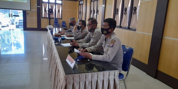 Wakapolres Seruyan Pimpin Paparan NKP dan Wawancara Peserta Serlangjab