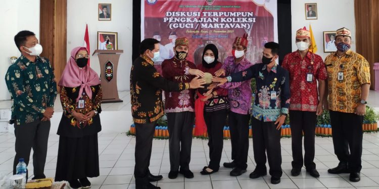 UPT Museum Balanga Gelar Diskusi Terpumpun Pengkajian Koleksi Gucin