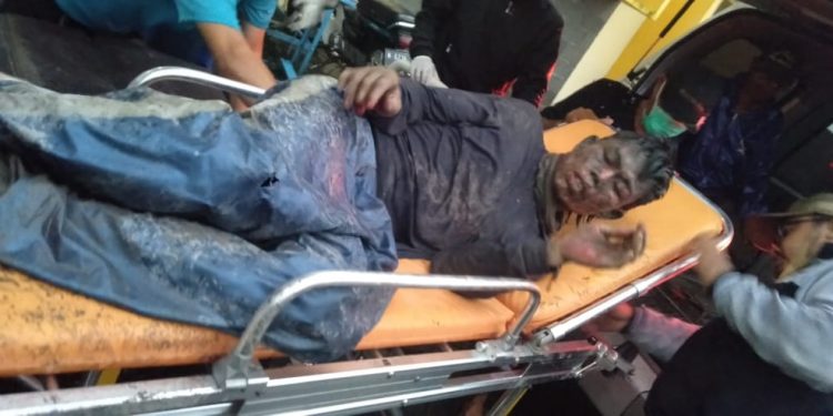 Gunung Semeru Meletus, Sejumlah Lokasi Gelap