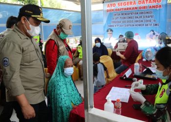 Wagub Tinjau Vaksinasi Massal di Kapuas dan Pulang Pisau