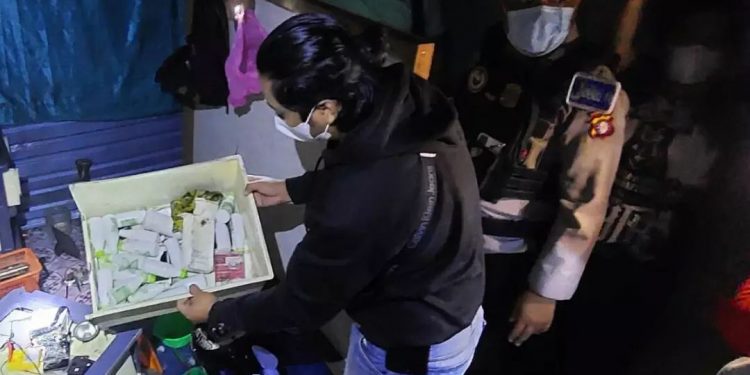 Polsek Dusel Selidiki Kasus Miras Oplosan Sebabkan 3 Orang Meninggal