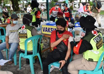 Peringatan Hari AIDS Sedunia Dirangkai Vaksinasi Covid-19