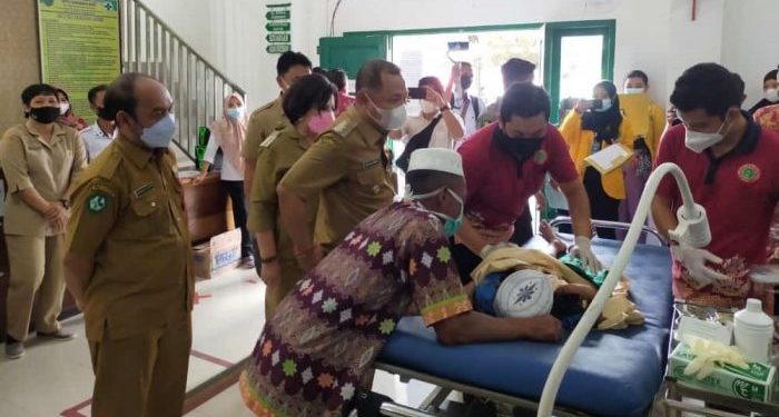 PPNI Barsel Gelar Sunatan Gratis dan Vaksinasi Massal