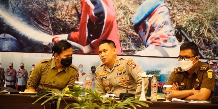 Kapolres Berdiskusi Terkait Penanggulangan Karhutla