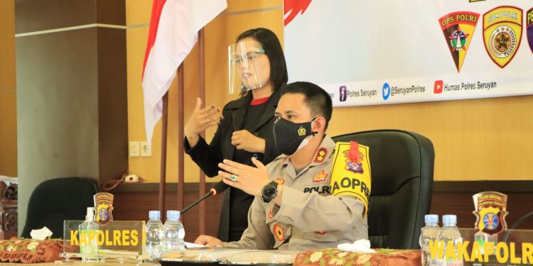 Jelang Akhir Tahun 2021, Kapolres Seruyan Laksanakan Press Confrece
