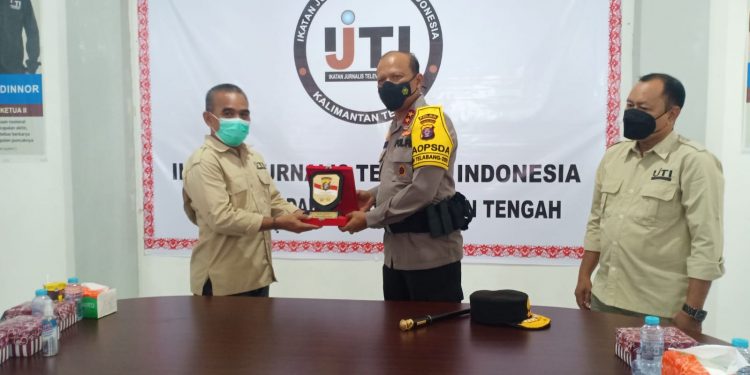 Kapolda Pererat Sinergitas dengan IJTI Kalteng