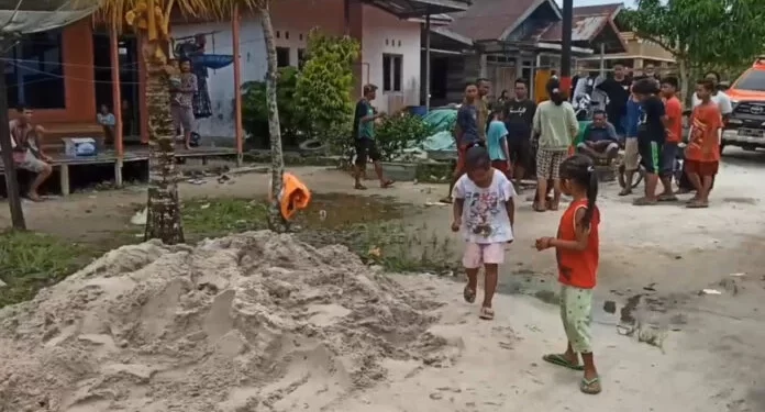 Heboh!!!  Warga Temukan Tulang Belulang Manusia di Tumpukan Pasir
