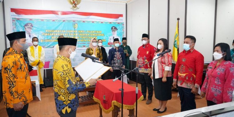 Wali Kota Lantik Pejabat Fungsional di Lingkungan Pemko Palangka Raya