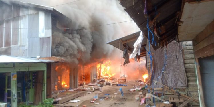 Kebakaran Hanguskan Bangunan di Pasar Pundu, Sampit