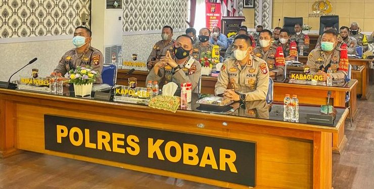 Kapolres Seruyan Mengikuti Kegiatan Vicon dengan Kapolri di Polres Kobar
