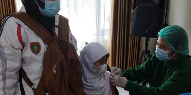 Vaksinasi Anak 6-11 Tahun Demi Berjalannya PTM