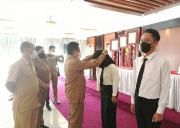 Rejikinoor Buka Orientasi Calon Pegawai Kontrak UPTD RSUD Puruk Cahu