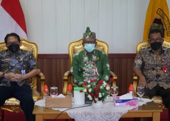 Asisten Pemerintahan Dan Kesra Hadiri Sosialisasi PTSL Tahun 2022 Secara Virtual