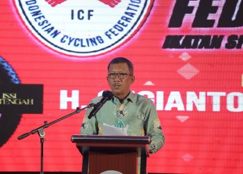 Asisten Pemerintahan dan Kesra Katma F Dirun Buka Rapat Kerja Pengprov ISSI Kalteng Tahun 2022