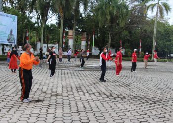 Peringati K3, Disnakertrans Kalteng Gelar Senam Sehat