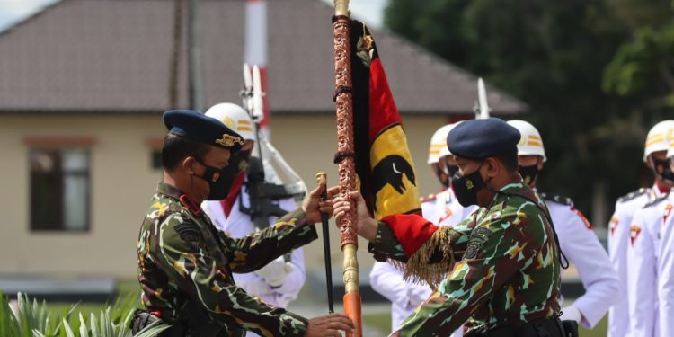 Kapolda Kalteng Irjen Pol Nanang Avianto Pimpin Sertijab Dansat Brimob Polda Kalteng