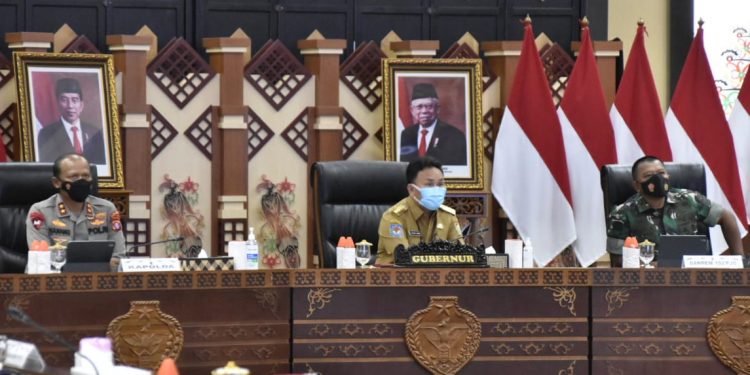Presiden Harapkan Kepala Daerah Siap Hadapi Lonjakan Covid-19