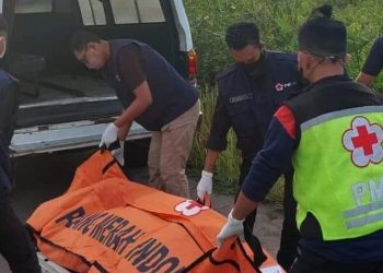 Mayat Wanita Diduga Korban Pembunuhan Ditemukan Membusuk di Selokan