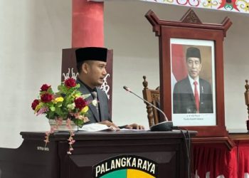 Wali Kota Hadiri Pelantikan PAW Anggota DPRD Palangka Raya