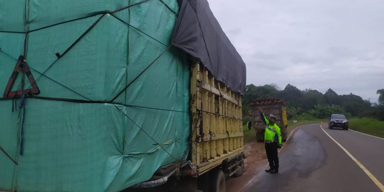 Tak Kenal Lelah Sat Lantas Polres Seruyan Tindak Kendaraan Odol