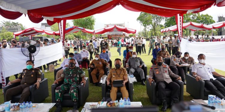 Gubernur H. Sugianto Sabran : Jangan Kendur Protokol Kesehatan dan Ikuti Vaksin Lengkap 3 Kali