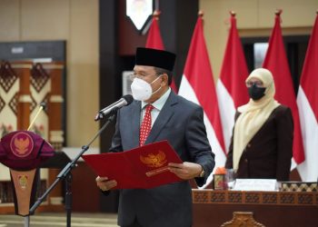 Atas Nama Gubernur, Pj. Sekda H. Nuryakin Lantik 59 Pejabat Administrator di Lingkup Pemprov Kalteng