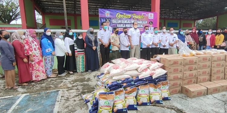Operasi Pasar, Pemkab Mura Siapkan 4.000 Liter Minyak Goreng ke 10 Kecamatan