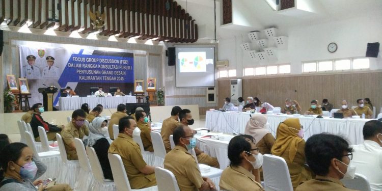 Sahli Gubernur Bidang Pemerintahan, Hukum dan Politik Buka FGD Konsultasi Publik Tahap I Penyusunan Grand Design Kalteng Tahun 2045