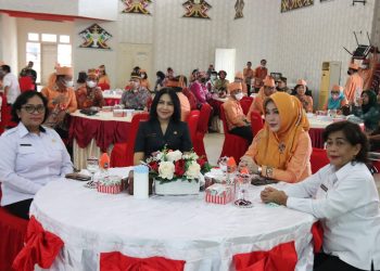 Asisten Adum Lies Fahimah Buka Rakerda Bidang Pariwisata dan Kebudayaan se-Kalteng